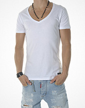 Adrian Hammond Party V-Neck White