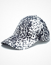 Pieces Greta Cap