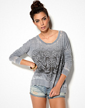 Only Haley Loose Top