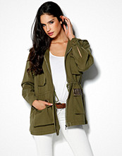 The Wardrobe Papillion Parca