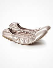 Ballerina Closet Golden Mica