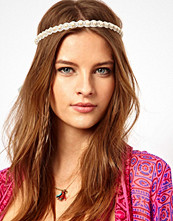 Deepa Gurnani Pearl Head Band