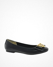 Park Lane Bow Detail Pump