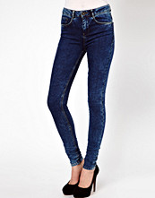 ASOS Ridley Supersoft High waisted Ultra Skinny Jeans in Dark Acid Wash