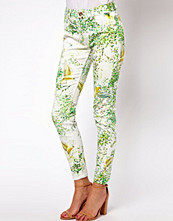 Ted Baker Panna Jeans in Dancing Leaves Print