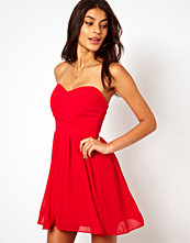 TFNC Prom Dress In Pleated Chiffon