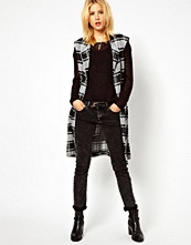 ASOS Premium Waistcoat In Check