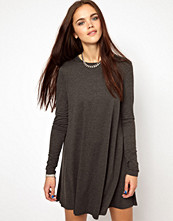 Glamorous Swing Dress