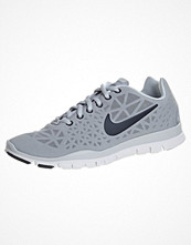 Nike Performance NIKE FREE TR FIT 3 Grått