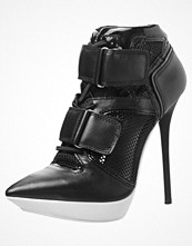 DKNY PULSE Svart
