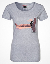 The North Face GIRL ON ROCK Grått