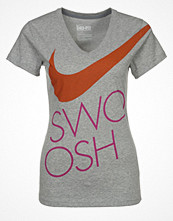 Nike Performance PANEL SWOOSH DFC Grått