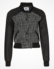 Vero Moda Tunn jacka Svart