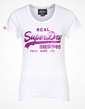 Superdry T-shirt med tryck Vitt