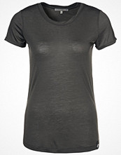 Patrizia Pepe T-shirt Grått