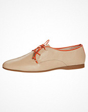 Pier One Snörskor Beige