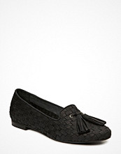 Shoebiz Shoe