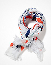 Esprit Casual Shawls/Scarves