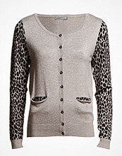 Soaked in Luxury Leopart