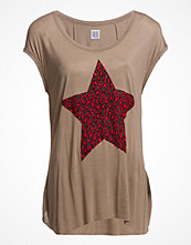 Saint Tropez Assymetric Top With Print