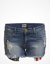 Only Coral J Low Denim Flag Shorts Cb6077