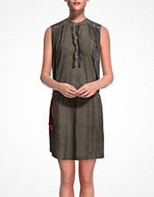 Saint Tropez Sleeveless Oil Washed Dress