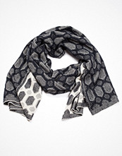 Dagmar Blacke Knitted Scarf Black