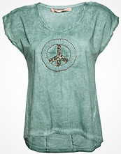 Culture Bessie T-Shirt Spring Green Wash