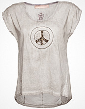 Culture Bessie T-Shirt Kit Wash