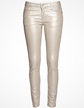 Soaked in Luxury Silverjeans Wheat