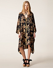 Savannah Holly Kimono