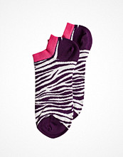 Vogue Vouge Zebra Steps