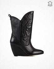 Designers Remix Dakotaa Boots