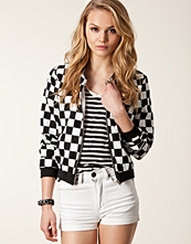Sisters Point Noboss Jacket