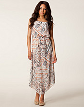 Vila Chary Dress