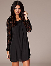 Ax Paris Livia Lace Dress