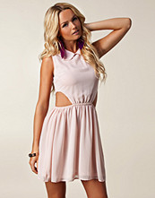 Glamorous Rita Collar Dress