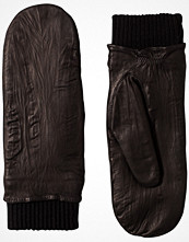 Filippa K Sheepskin Mitten