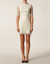 Zetterberg Lace Dress