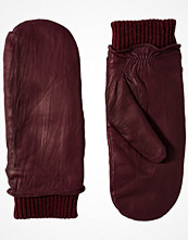 Filippa K Sheepskin Mitten