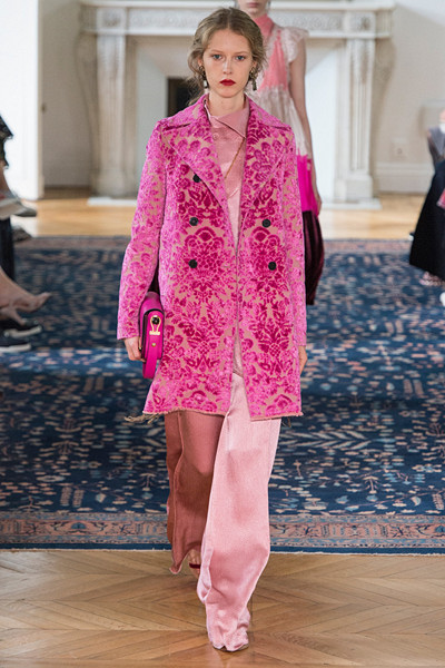 Valentino Spring 2017 Look 9
