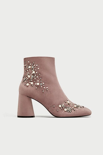 Zara högklackade boots med pärlor