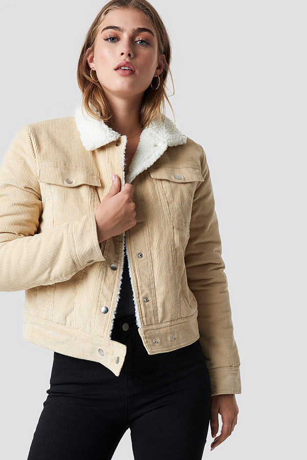 NA-KD jacka med teddyfoder