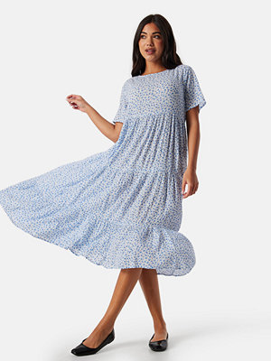 Only Onlmaya Life S/S Dress Cloud Dancer AOP: Jo