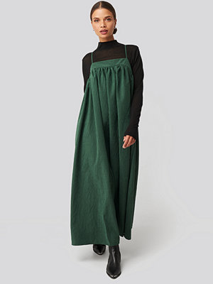 Gröna klänningar - Köp klänning online - Modegallerian