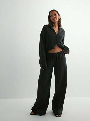 Nelly byxor Easy Breeze Pants - Svart
