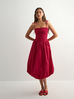 Nelly Tied Balloon Dress - Röd