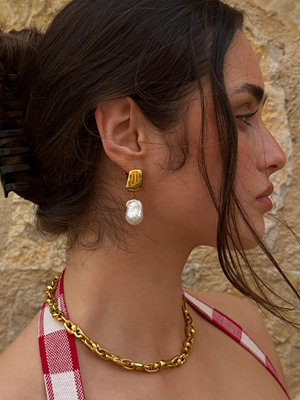 Muli Collection örhängen Dune Pearl Earrings - Guld