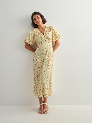 Neo Noir Illana Flower Print Dress - Gul
