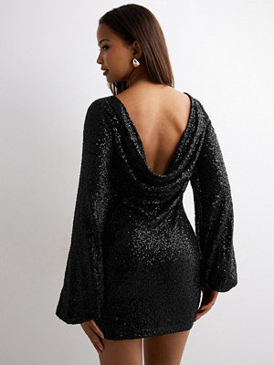 Nelly Sparkling Cowlneck Dress - Svart